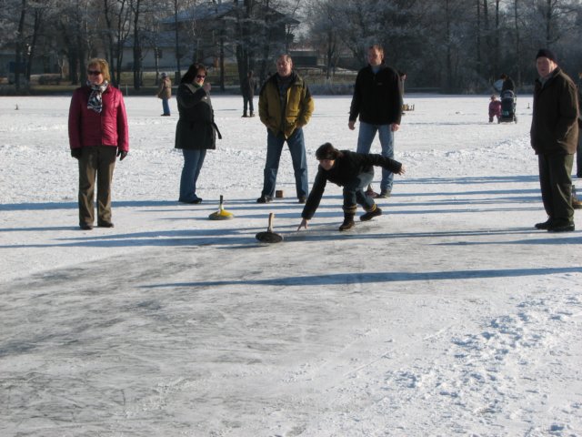 eisstockschiessen17012009_5924.jpg