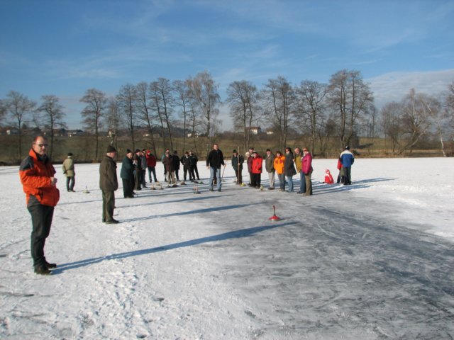 eisstockschiessen17012009_5934.jpg