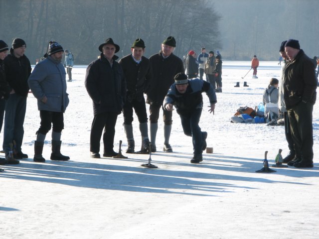 eisstockschieen2009_5860.jpg