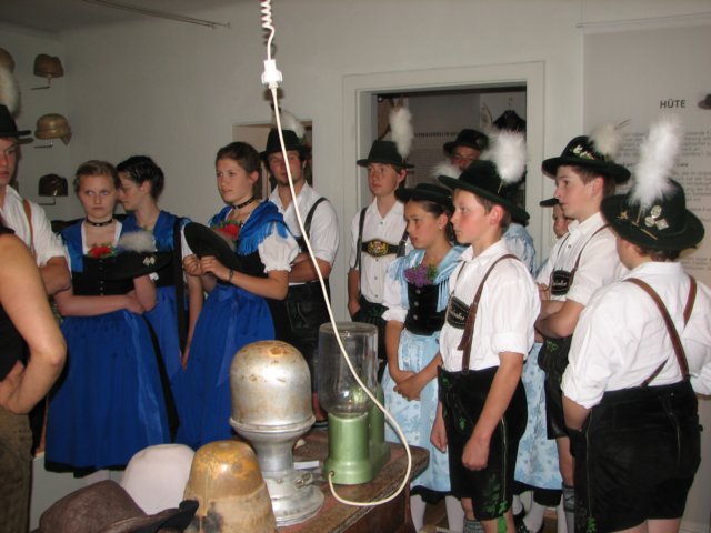 lederhosenneumarkt160508_9999_10.jpg