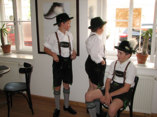 lederhosenneumarkt160508_9999_2.jpg